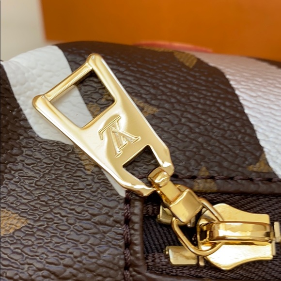 ❤️Louis Vuitton lol Bumbag new ❤️ - Picture 8 of 8